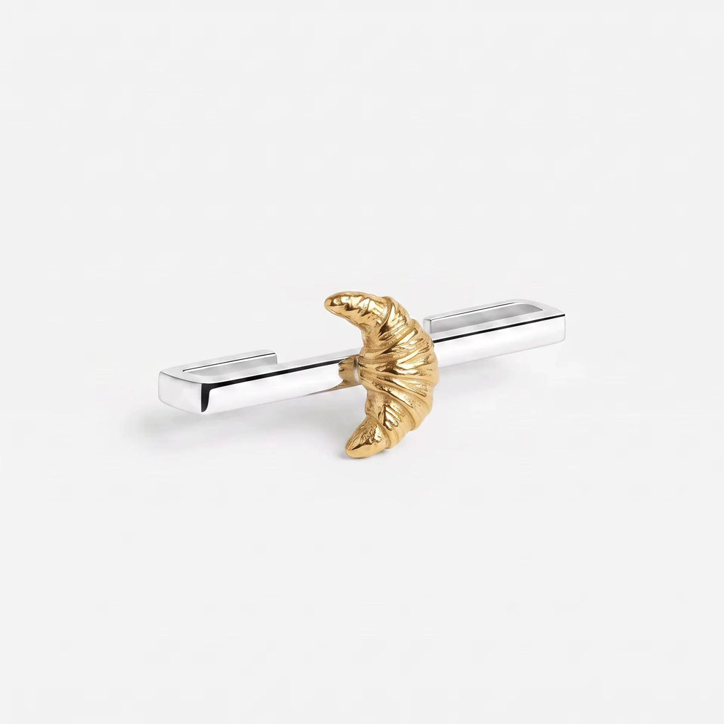 Charm Bar · Croissant